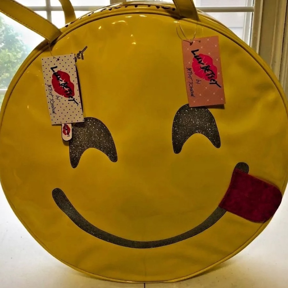 Luv Betsey Johnson smiley face cooler bag